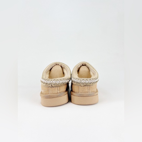 Brand New Women's Ugg Tasman Slip-Ons - Picture 4 of 9